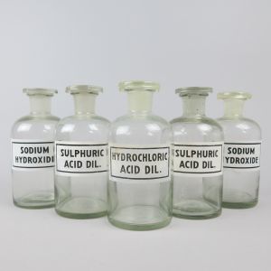 Chemist bottles / acid etc (x 5)