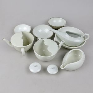 White porcelain feeders etc